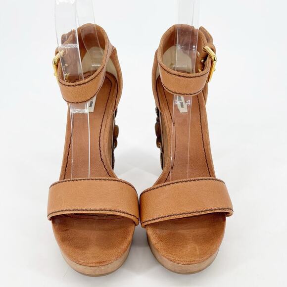 Miu Miu Vintage Camel Tan Floral Flower Carved Wood Heel Platform Sandal IT 37.5 - Picture 6 of 12